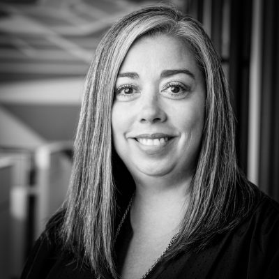 Dinnie Jensen headshot, Cottonwood Title